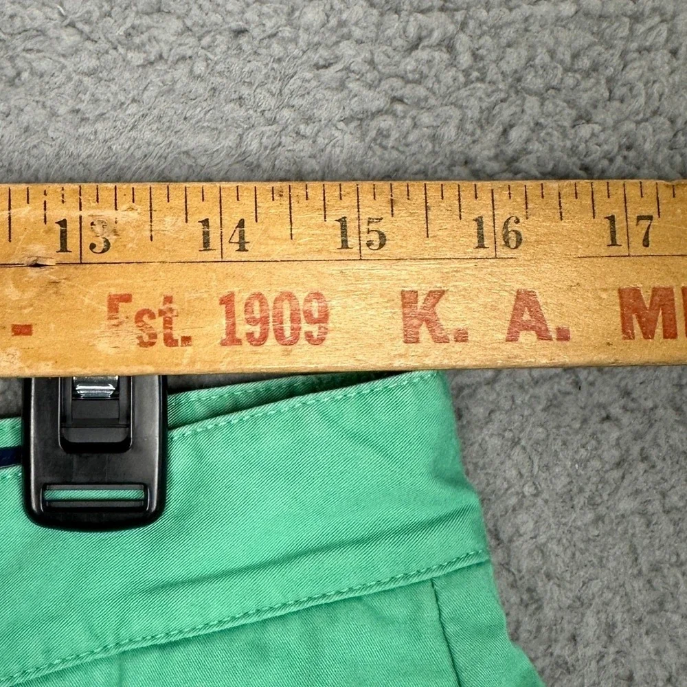 Vineyard Vines Club Shorts Mens 32 Green Khakis Twill Chino Golf Flat Front Logo